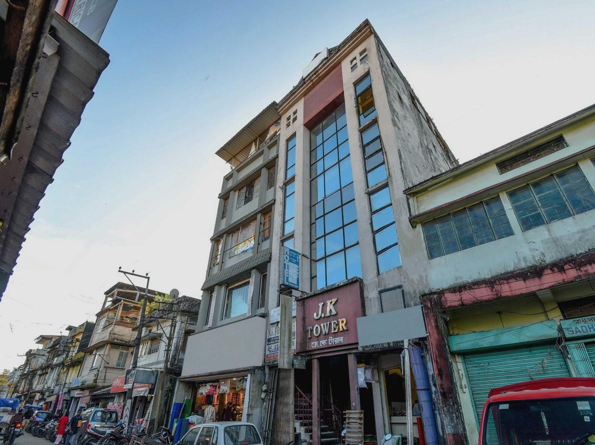 Oyo Flagship 71156 Hotel Jaybee'S Dibrugarh Exterior foto